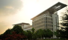 这几所学校发展迅速 有能力的同学可以作重点考虑